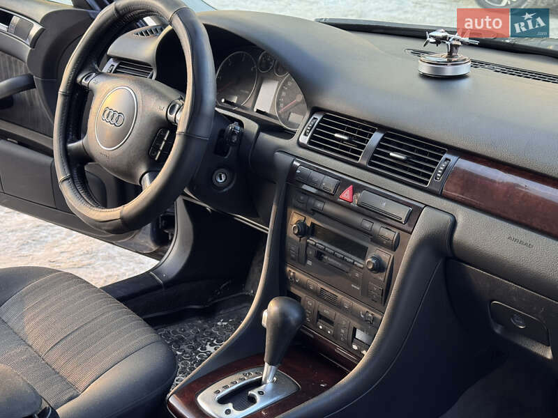Седан Audi A6 2003 в Рівному