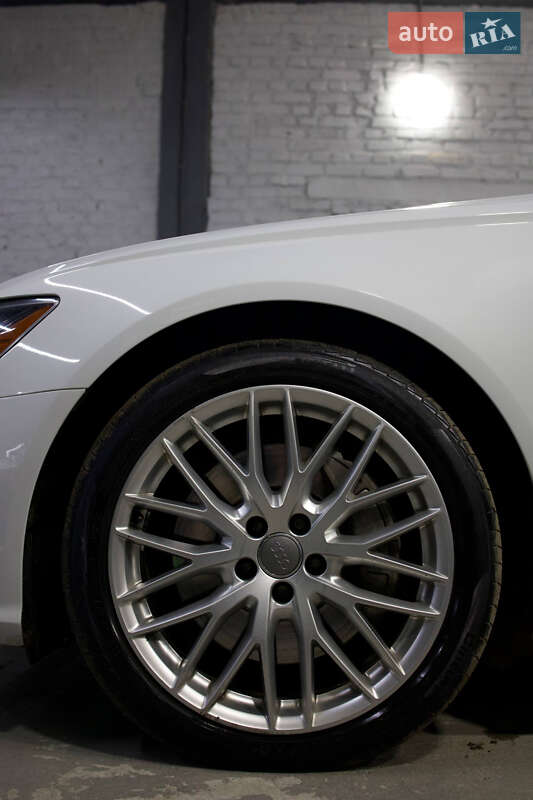 Седан Audi A6 2015 в Кропивницком