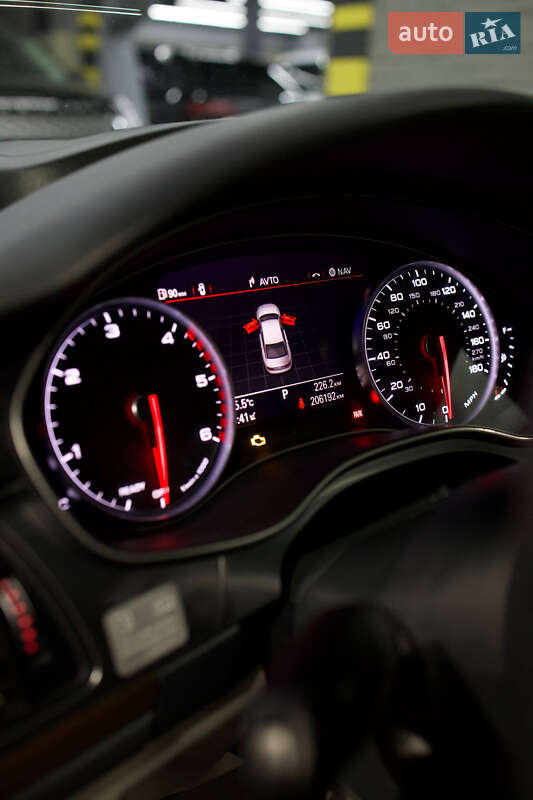 Седан Audi A6 2015 в Кропивницком