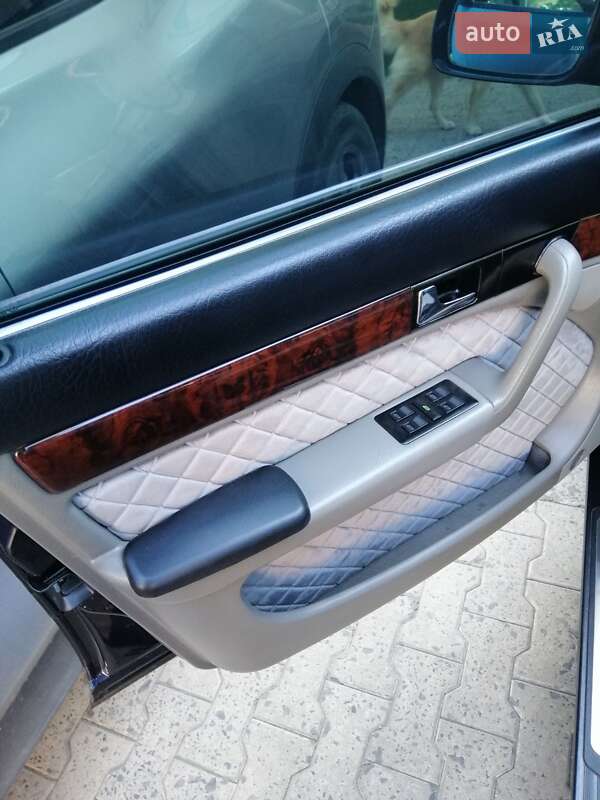 Седан Audi A6 1996 в Ужгороде