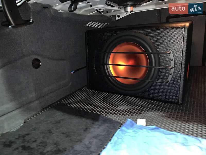 Седан Audi A6 2011 в Ивано-Франковске