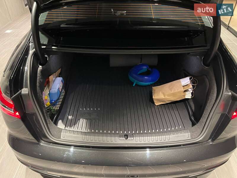 Седан Audi A6 2021 в Києві