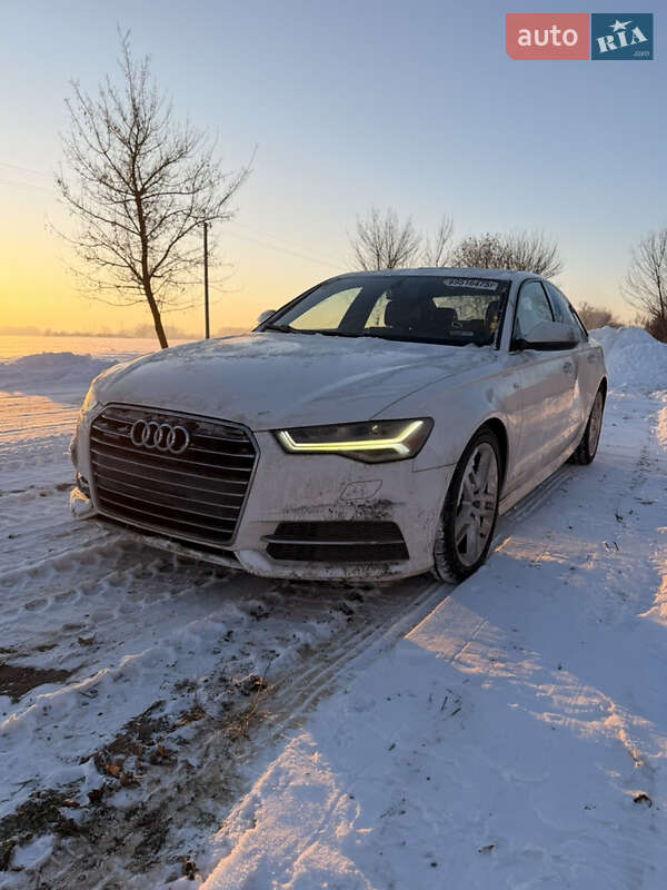 Седан Audi A6 2015 в Луцке