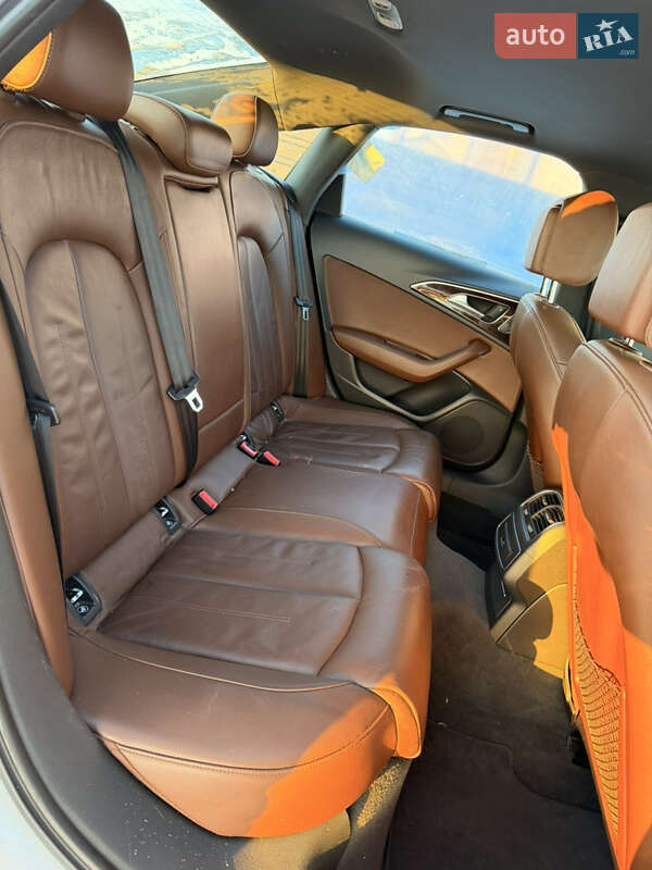 Седан Audi A6 2015 в Луцке