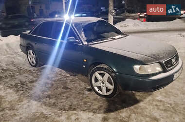 Седан Audi A6 1996 в Глухове