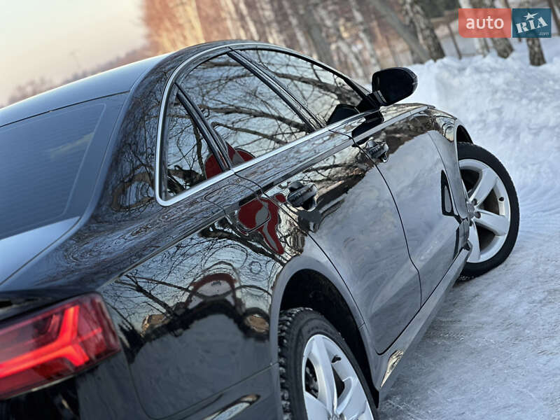 Седан Audi A6 2015 в Дрогобичі