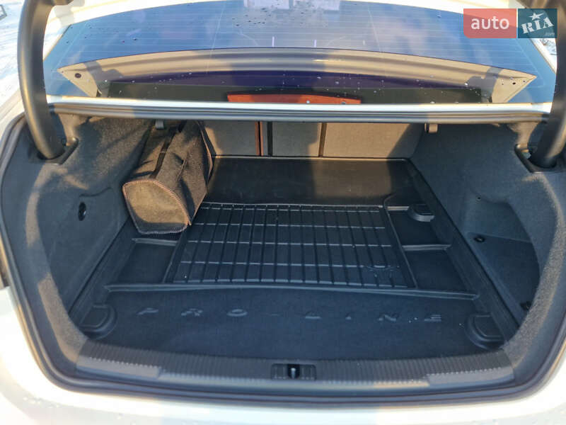 Седан Audi A6 2014 в Виннице