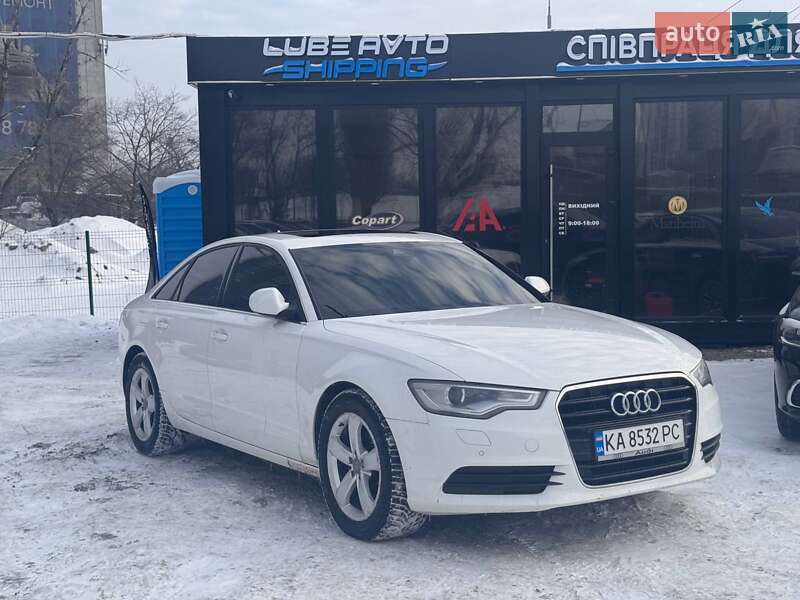 Седан Audi A6 2014 в Киеве