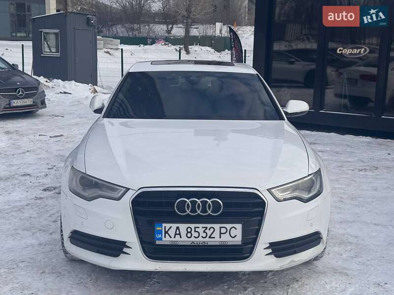 Седан Audi A6 2014 в Киеве