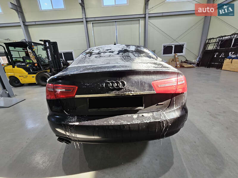 Седан Audi A6 2014 в Львове