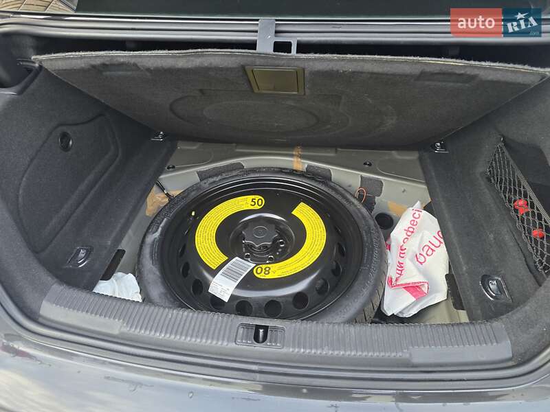 Седан Audi A6 2015 в Львові