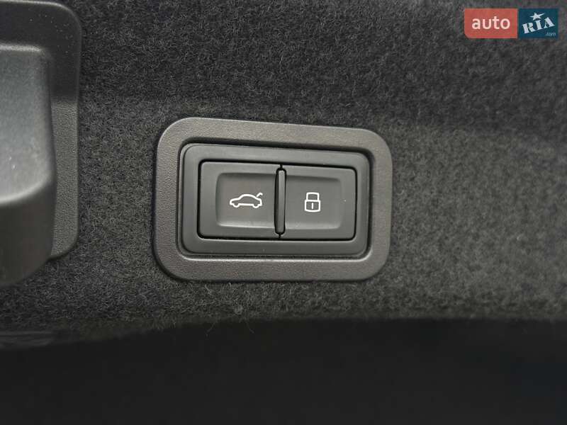 Седан Audi A6 2018 в Мукачевому