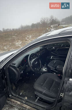 Универсал Audi A6 2000 в Умани