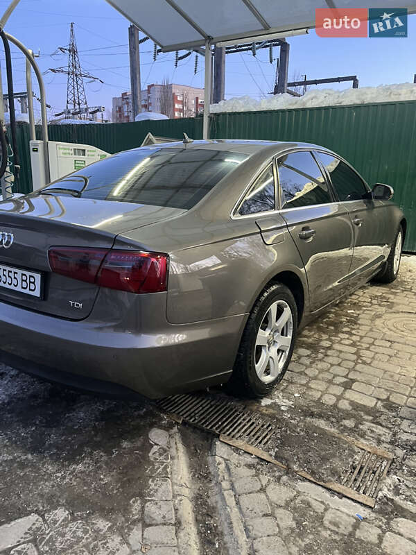 Седан Audi A6 2012 в Тернополе