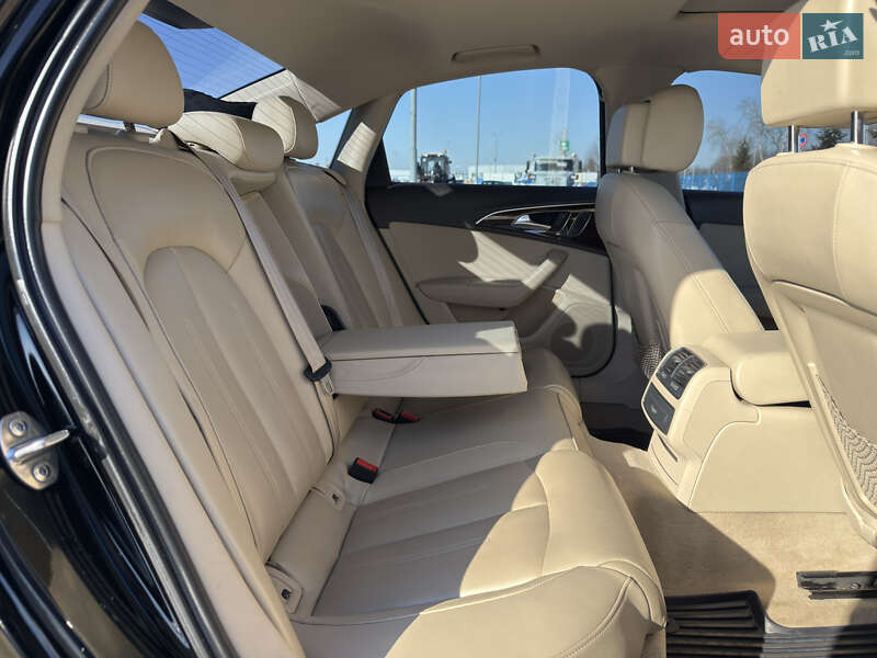 Седан Audi A6 2016 в Киеве