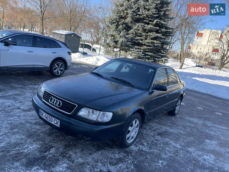 Седан Audi A6 1995 в Рівному