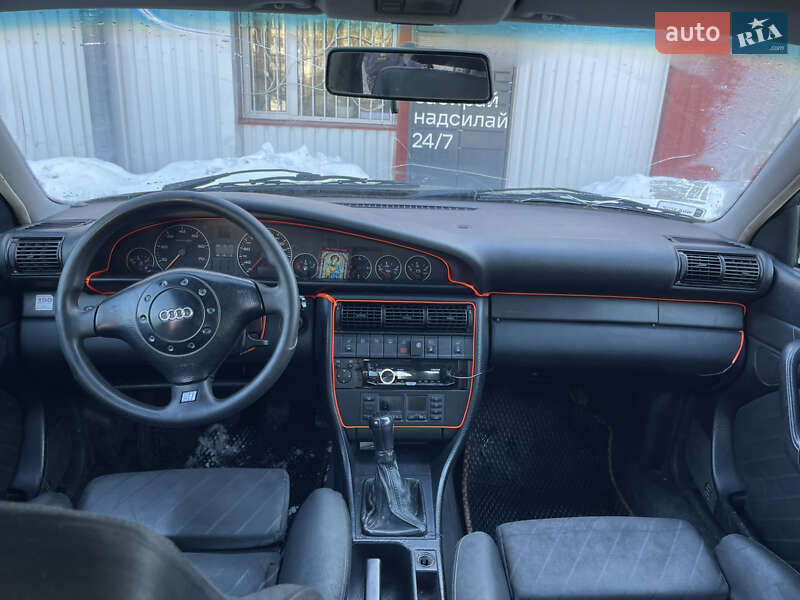 Седан Audi A6 1995 в Рівному