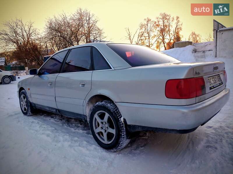 Седан Audi A6 1995 в Броварах