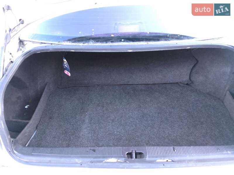 Седан Audi A6 1995 в Броварах