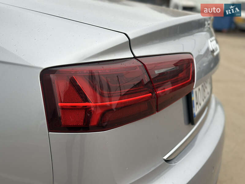 Седан Audi A6 2015 в Ужгороді