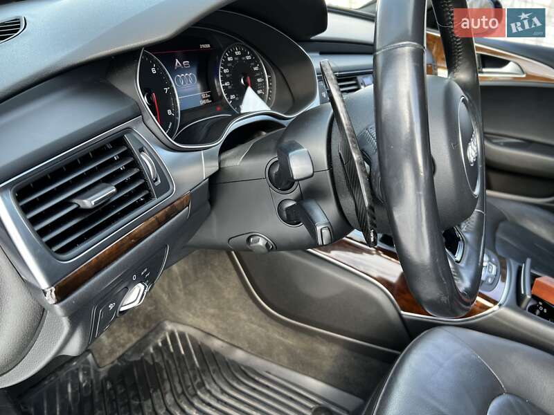 Седан Audi A6 2016 в Новояворівську
