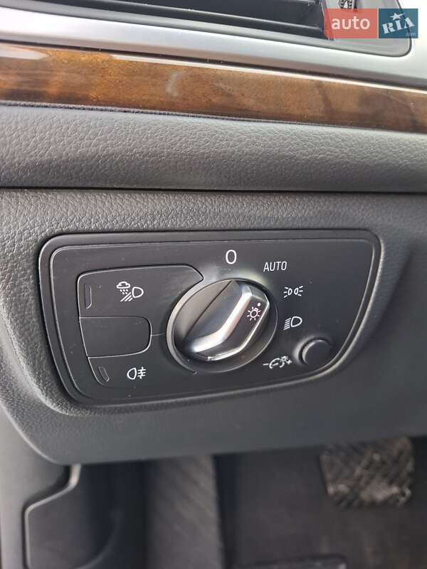 Седан Audi A6 2016 в Новояворівську