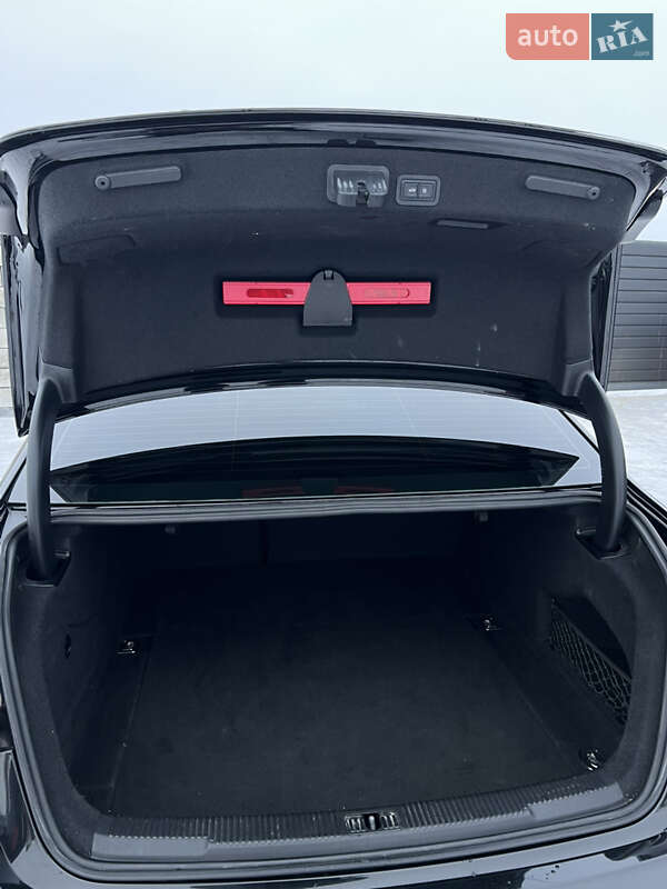 Седан Audi A6 2015 в Березному