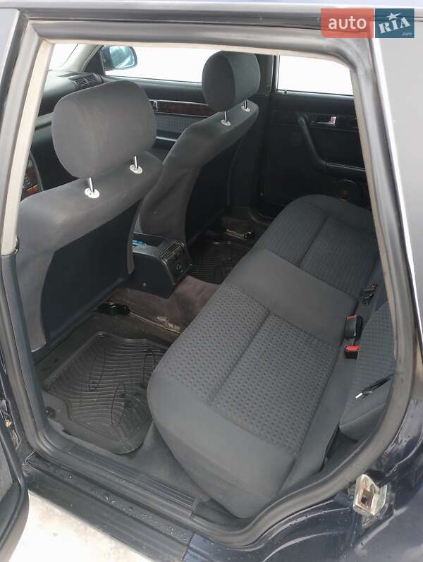 Універсал Audi A6 1996 в Новій Ушиці