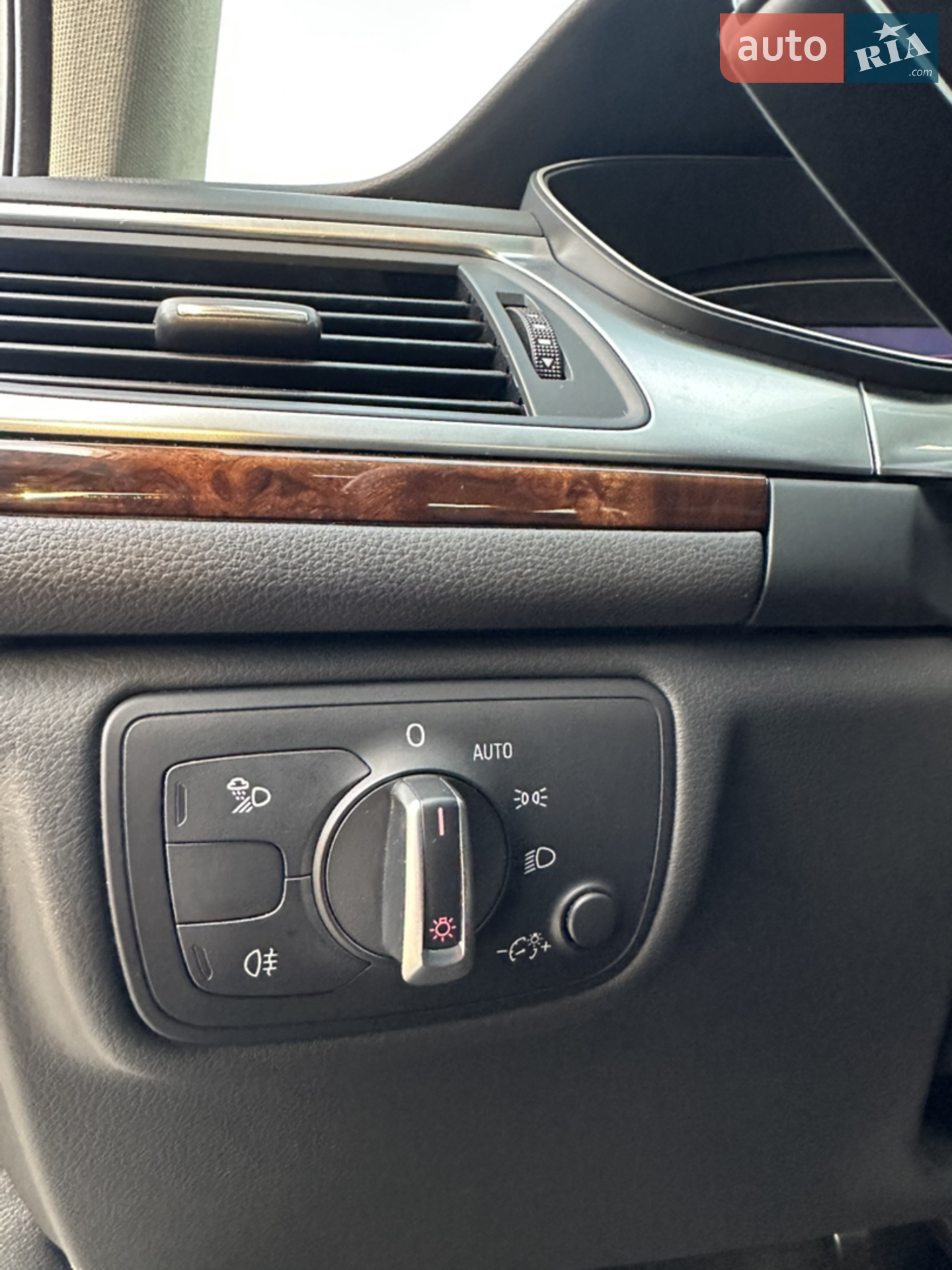 2013 Audi A6 - мініатюра 29