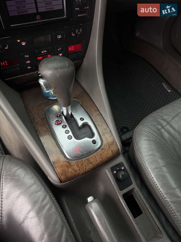 Седан Audi A6 2001 в Луцьку