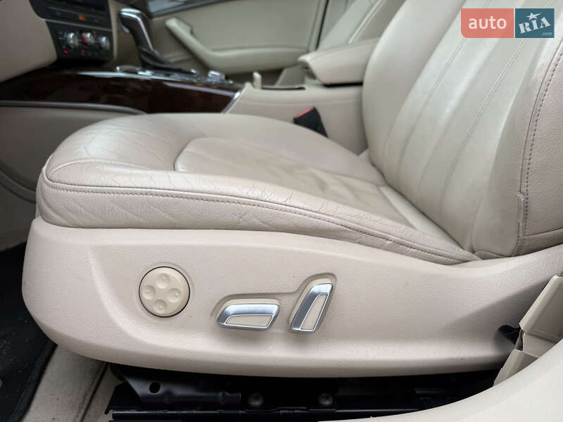 Седан Audi A6 2015 в Стрию