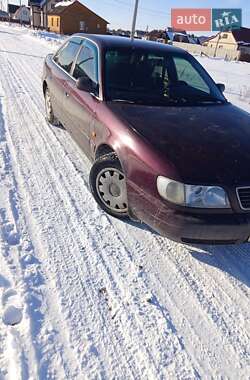 Седан Audi A6 1995 в Зарічному