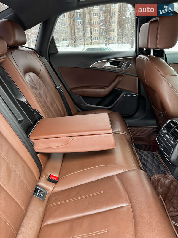 Седан Audi A6 2014 в Киеве