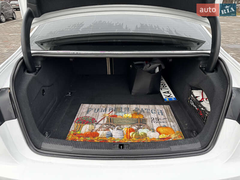 Седан Audi A6 2017 в Черкасах