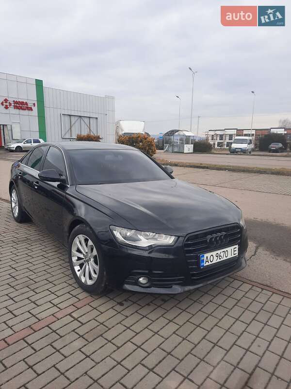 Седан Audi A6 2011 в Ужгороді