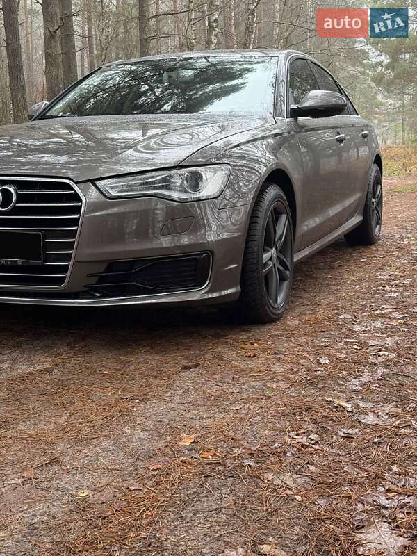 Седан Audi A6 2015 в Чернигове