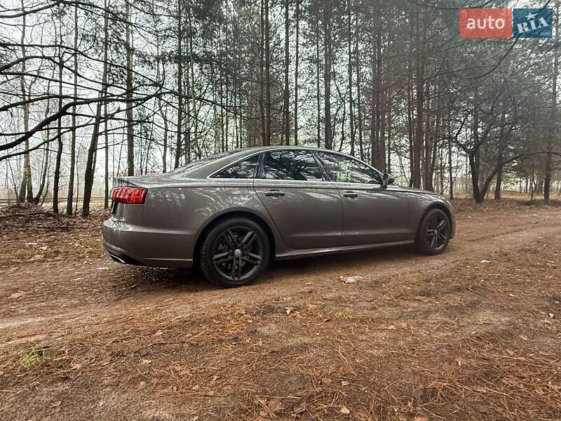 Седан Audi A6 2015 в Чернигове