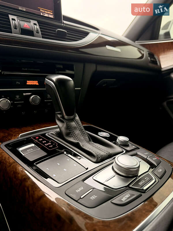 Седан Audi A6 2015 в Киеве