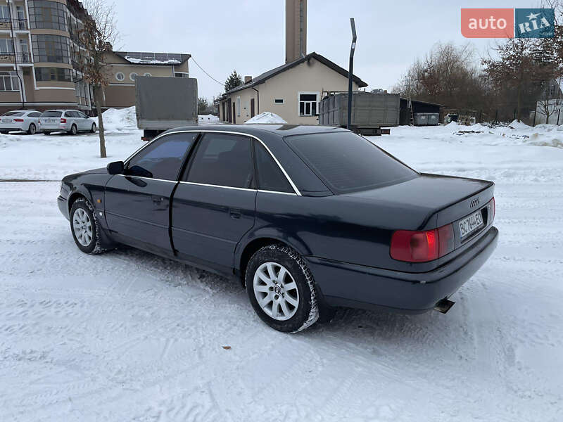 Седан Audi A6 1995 в Львові