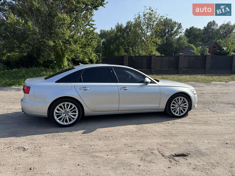 Седан Audi A6 2014 в Прилуках