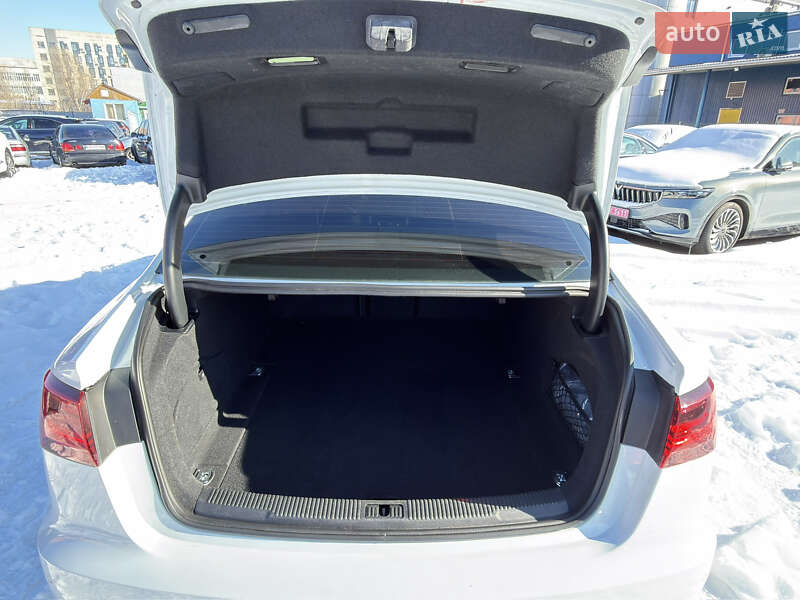 Седан Audi A6 2018 в Києві