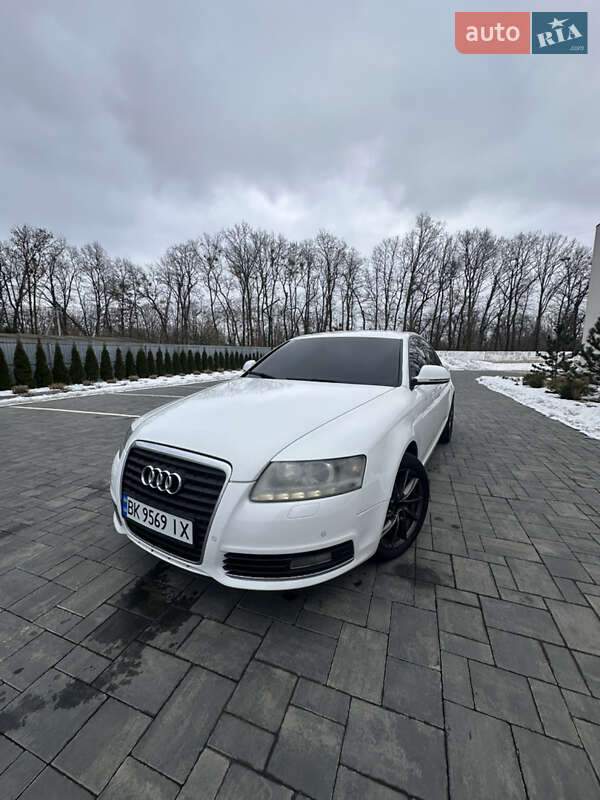 Седан Audi A6 2010 в Луцке