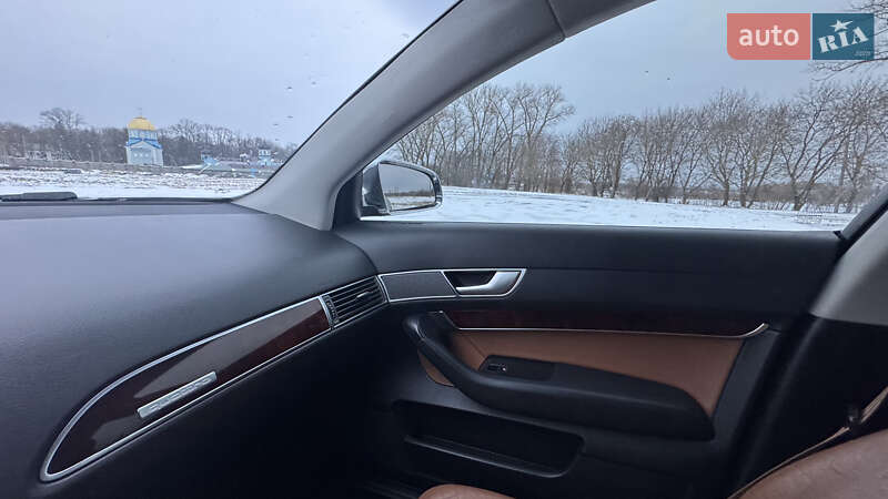 Седан Audi A6 2004 в Гощі