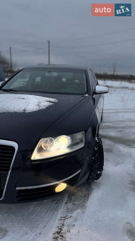 Седан Audi A6 2004 в Гощі