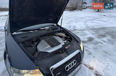 Седан Audi A6 2004 в Гоще