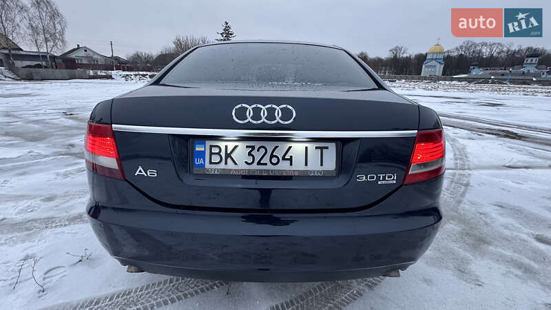 Седан Audi A6 2004 в Гощі