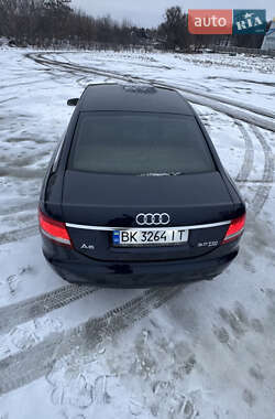 Седан Audi A6 2004 в Гоще
