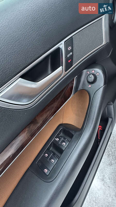 Седан Audi A6 2004 в Гощі