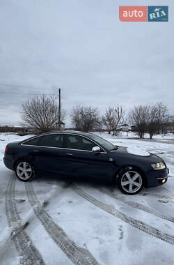 Седан Audi A6 2004 в Гоще