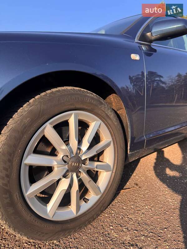 Седан Audi A6 2004 в Николаеве